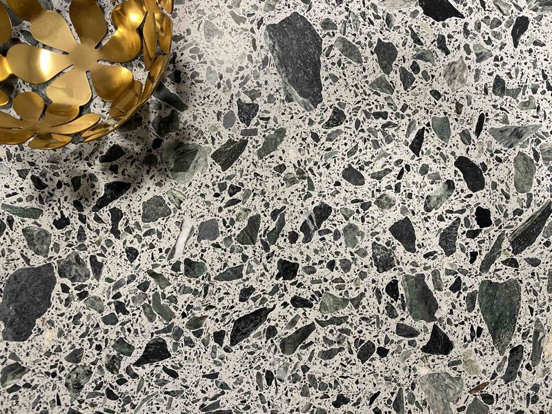 Dalles 60 x 60 cm - Terrazzo Résineux