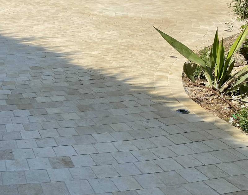 Pierre d'Égypte Sycomore : Élégance intemporelle pour vos aménagements